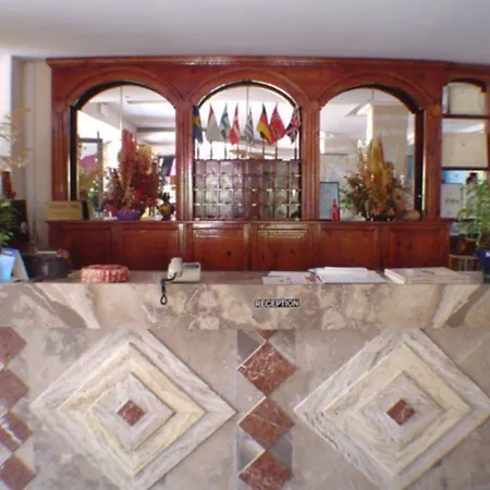 Отель Galaxy 2*