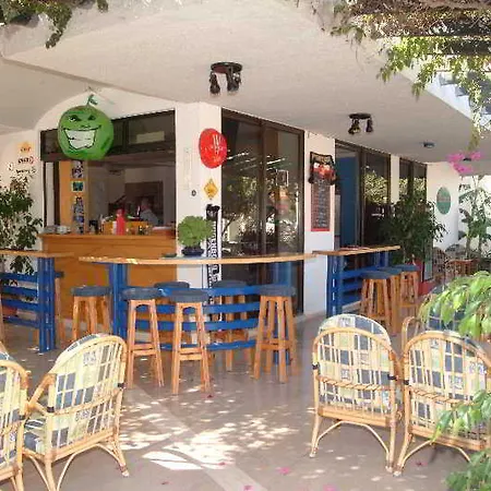 Galaxy Отель 2*