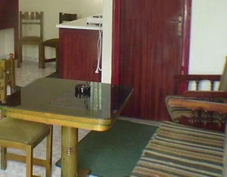 Отель Galaxy 2*